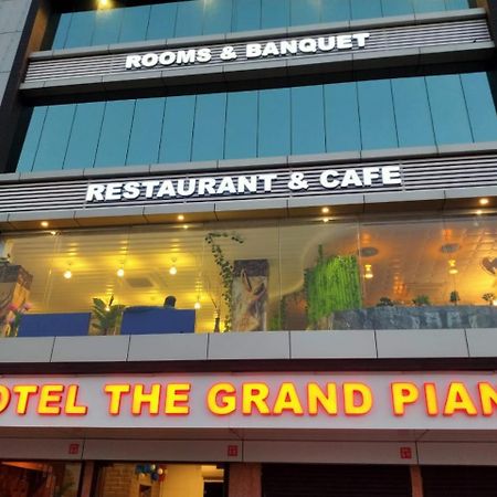 Hotel The Grand Piano - Best Business Hotel In Patan מראה חיצוני תמונה