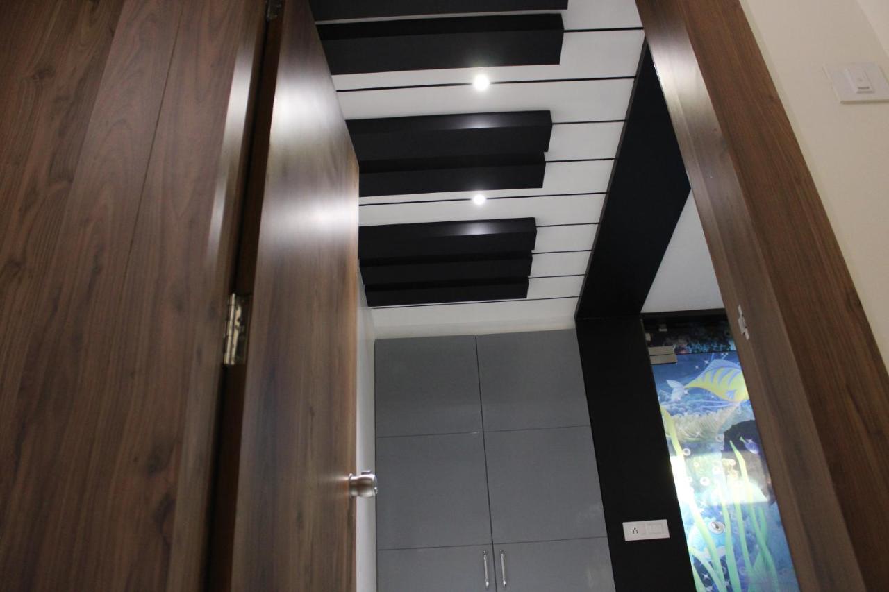 Hotel The Grand Piano - Best Business Hotel In Patan מראה חיצוני תמונה