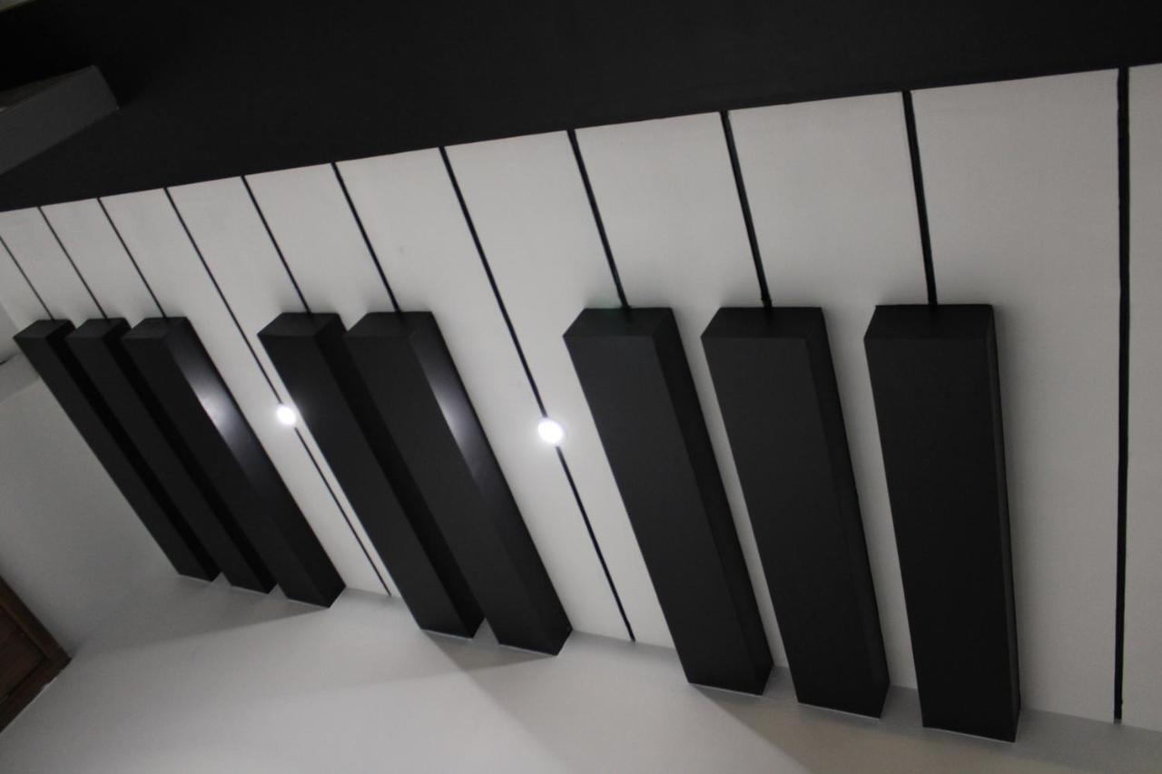Hotel The Grand Piano - Best Business Hotel In Patan מראה חיצוני תמונה