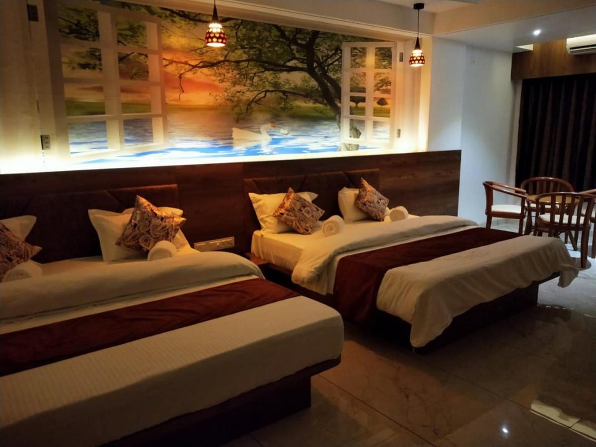 Hotel The Grand Piano - Best Business Hotel In Patan מראה חיצוני תמונה