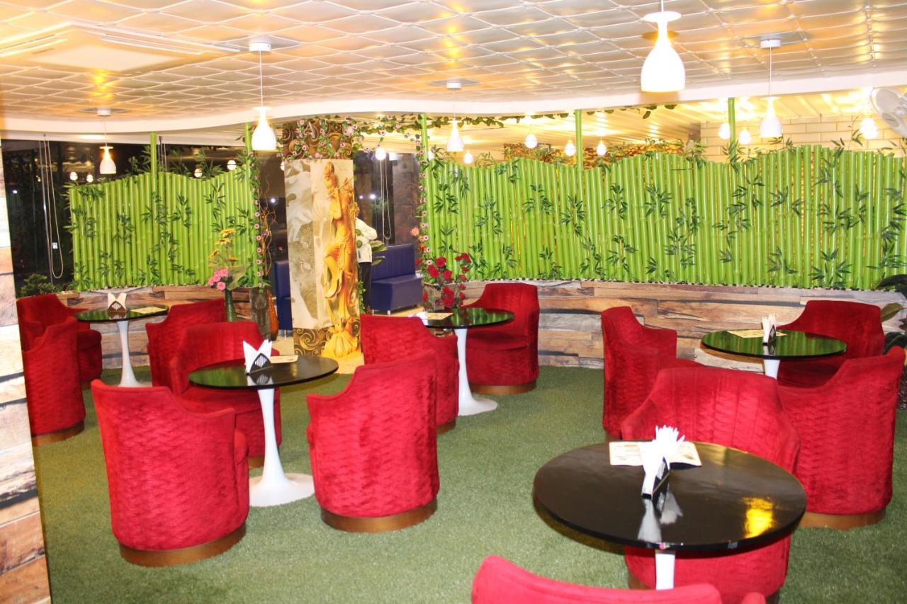 Hotel The Grand Piano - Best Business Hotel In Patan מראה חיצוני תמונה