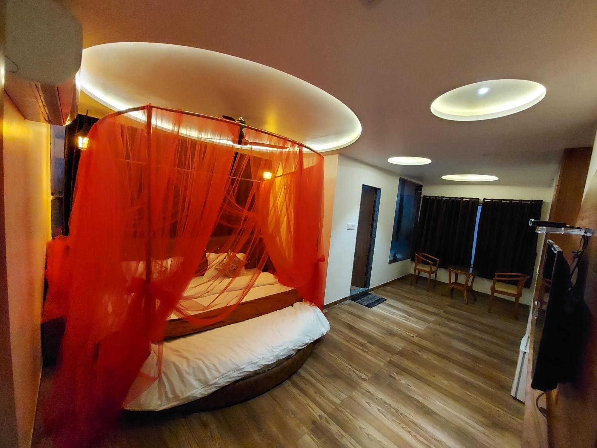 Hotel The Grand Piano - Best Business Hotel In Patan מראה חיצוני תמונה